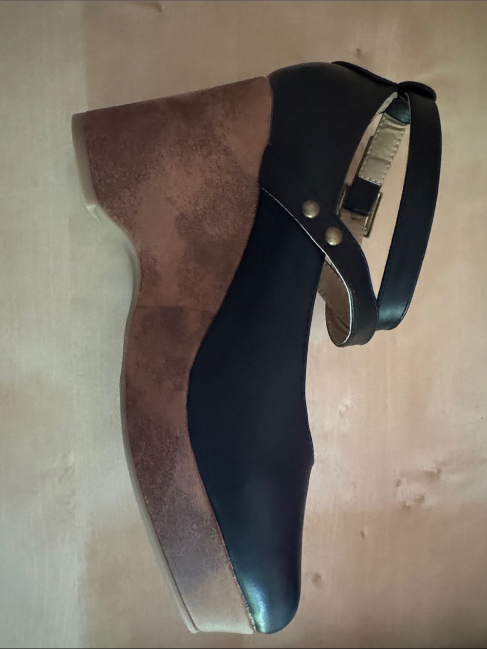 Theresa Collection - Picture 5 of 5
